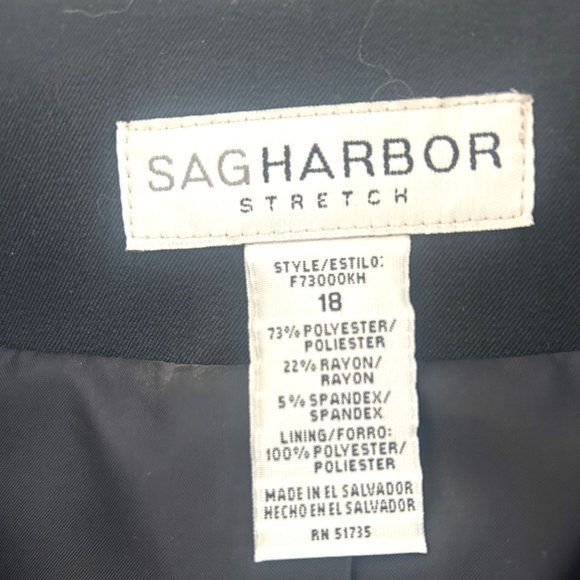 New with tags Womens 3 Piece Suit Sz 18 - Picture 2 of 13